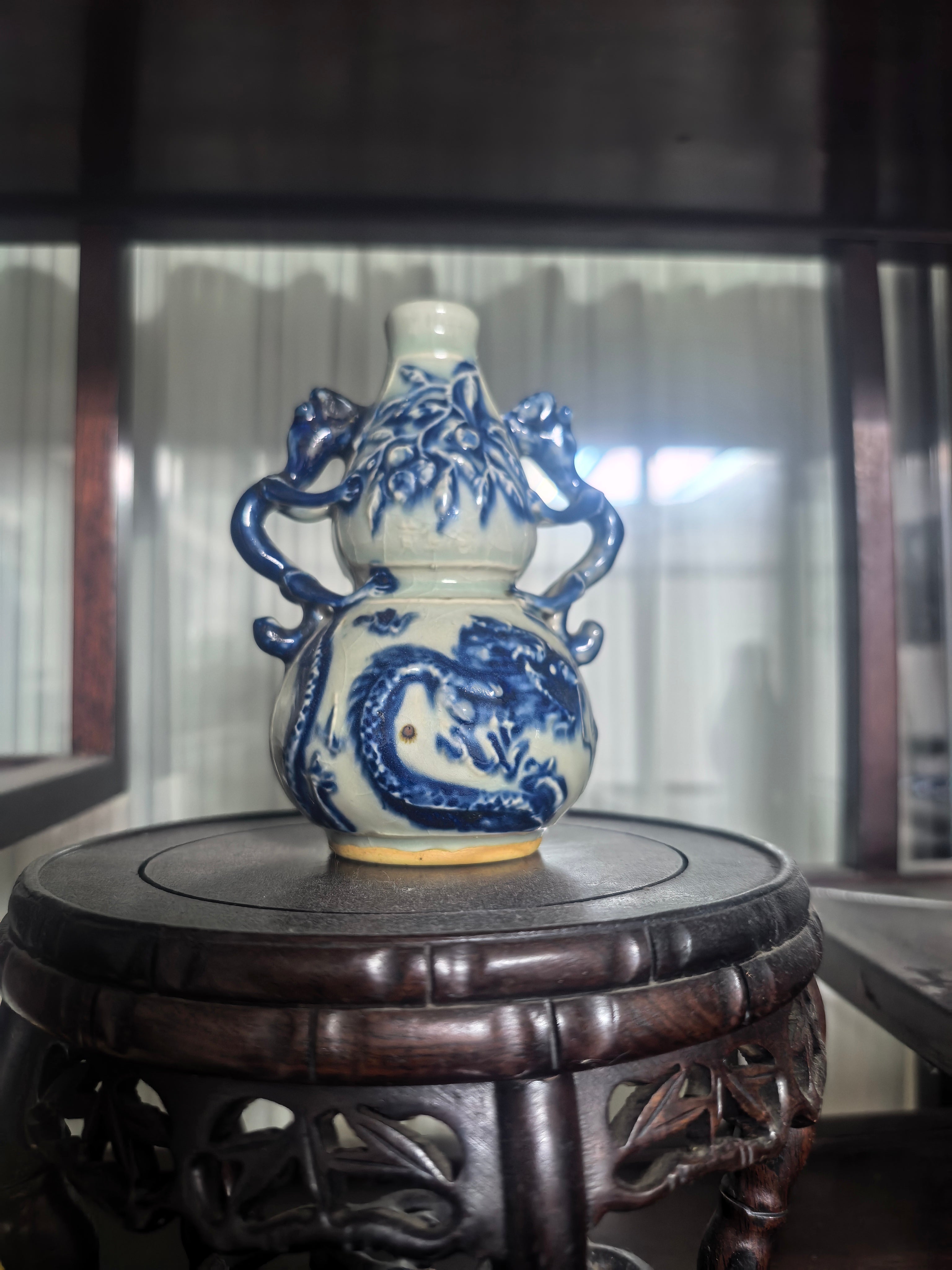 Vintage Chinese Blue and White Dragon Double Gourd Porcelain Vase with Dragon Handles